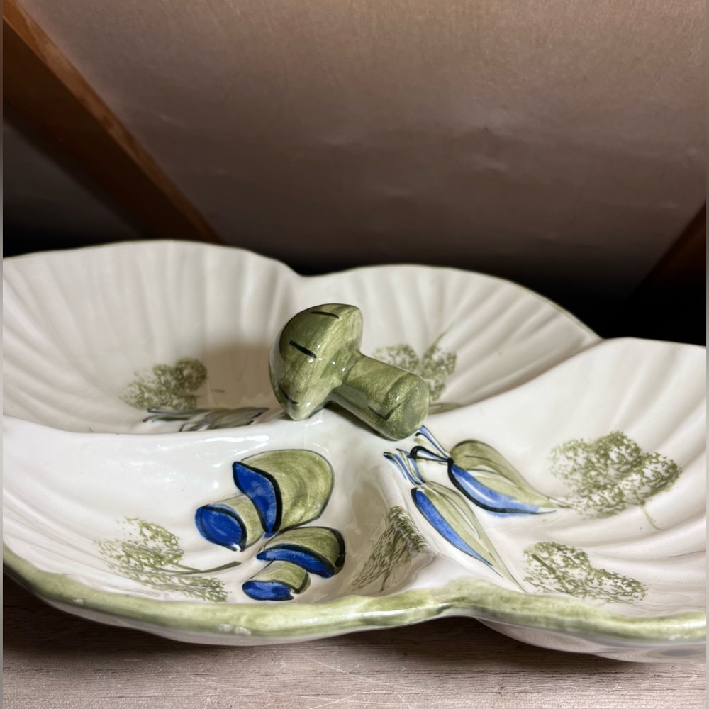 Vintage Los Angeles Potteries 1967 Large Hand Painted Ceramic Mushroom Dish